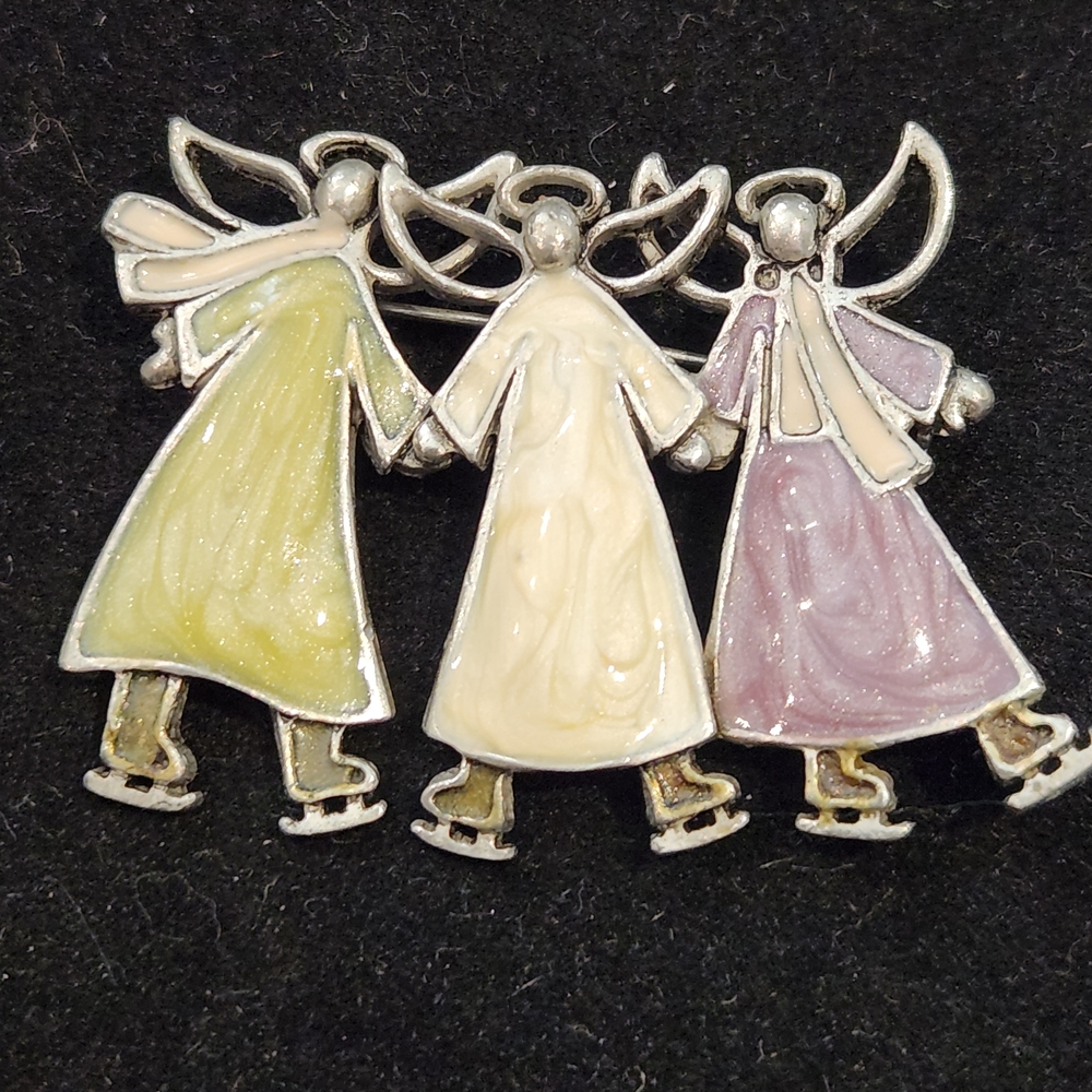Enamel Three Skating Winter Angels Brooch Pin Holiday Snow Christmas 2.25 x 1.5